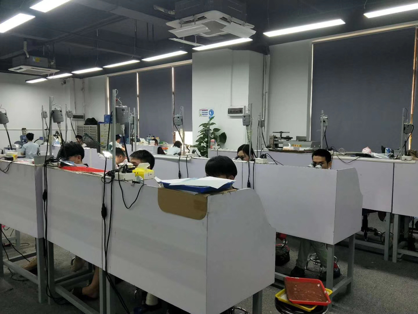 Nhà máy trang sức