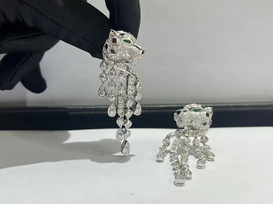 Nhẫn cảm Panthere de Brand Bàn tai vàng trắng 18k với kim cương
