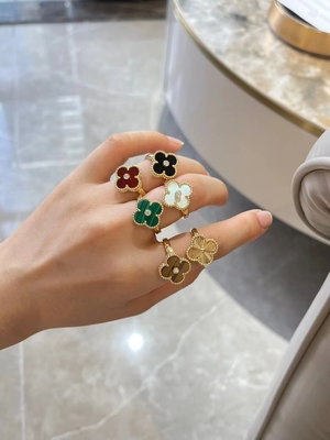 Bộ sưu tập đồ trang sức vàng 18K sang trọng với nghệ thuật thủ công tại Dubai