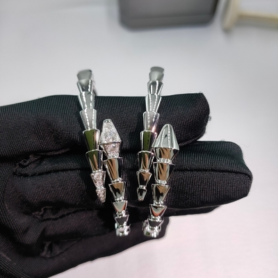 Serpenti Viper Một cuộn dây đeo vàng 18 Kt với kim cương Pavé trên đầu và đuôi đồ trang sức cao Bulgari