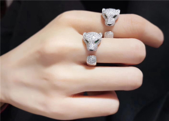 18k vàng trắng 137 kim cương Panthere De Brand nhẫn ước muốn đồ trang sức Trung Quốc